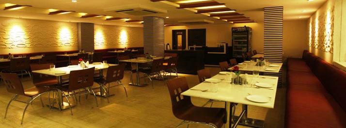 1777/Hotel Crown Palace - Allahabad 07.jpg